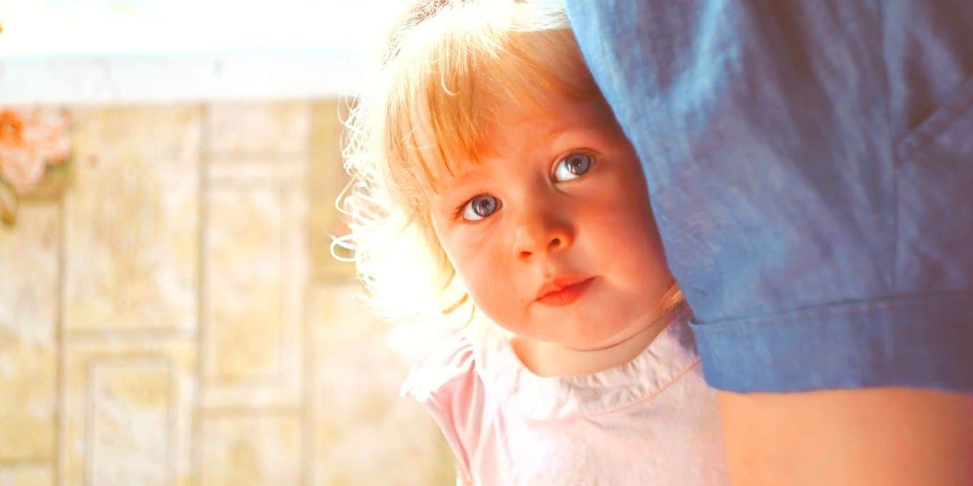 how to help a shy child